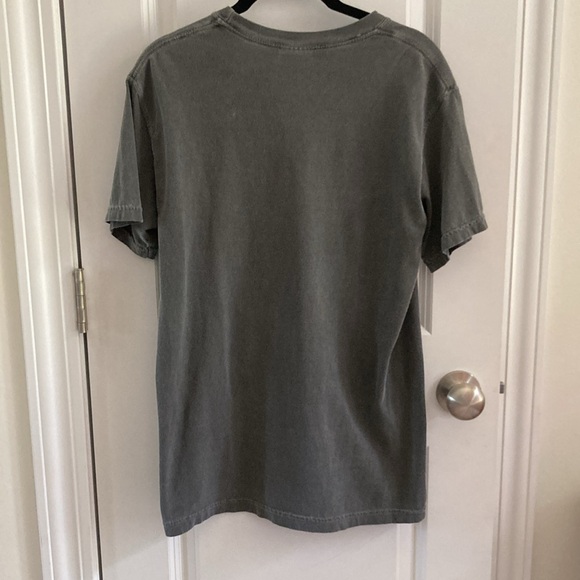Comfort Colors Tupelo Hardware Co Tee Sz Small - Picture 4 of 4